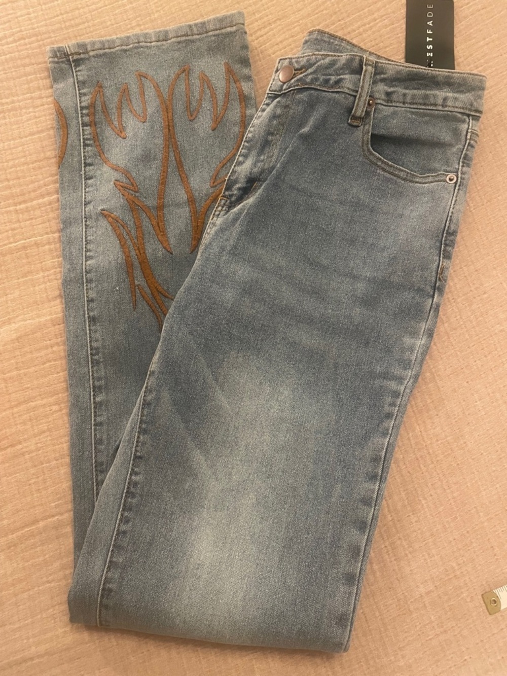NWT WESTFADE Light Wash Jeans‎ with Brown Flame Embroidery